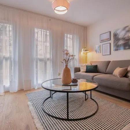 Guestready - Near Parc De La