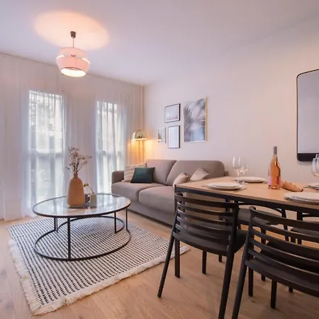 Appartement Guestready - Near Parc De La