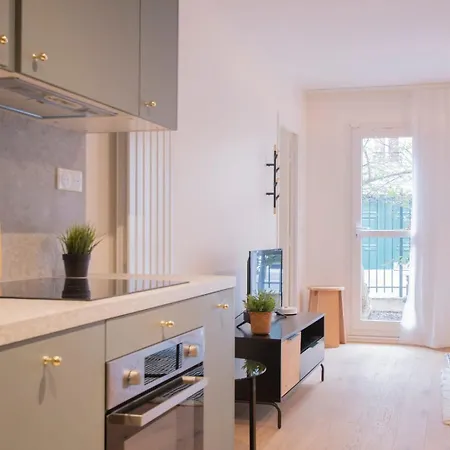 아파트 Guestready - Near Parc De La *